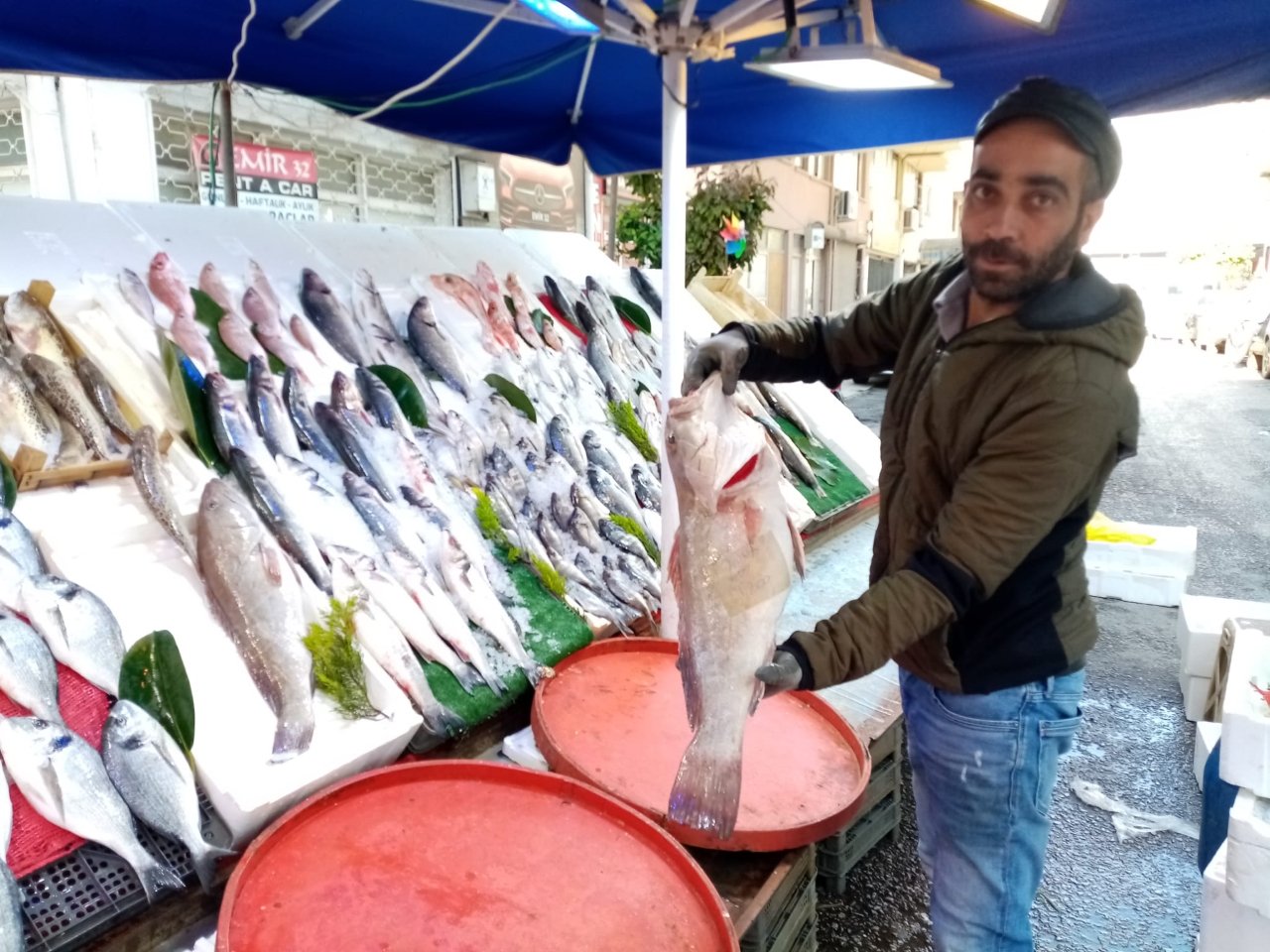 Semt Pazarı Balıklar (3)