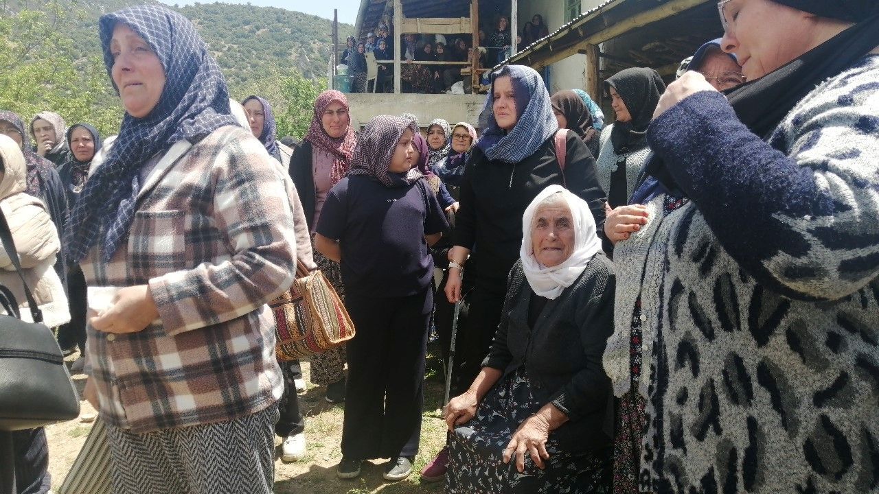 Antalya–Isparta Kara Yolunda Ölen Çift Kanser Kontrolünden Dönüyormuş! (1)