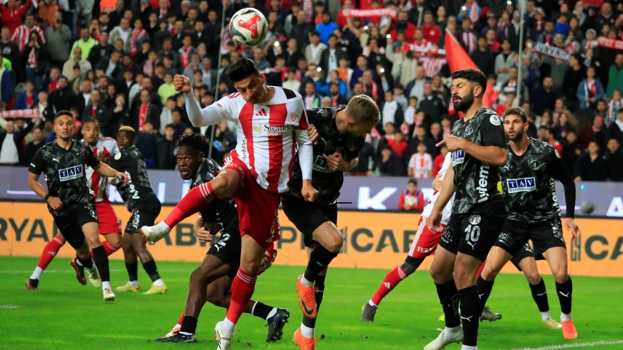 Antalyaspor Alanyaspor 80 (1)