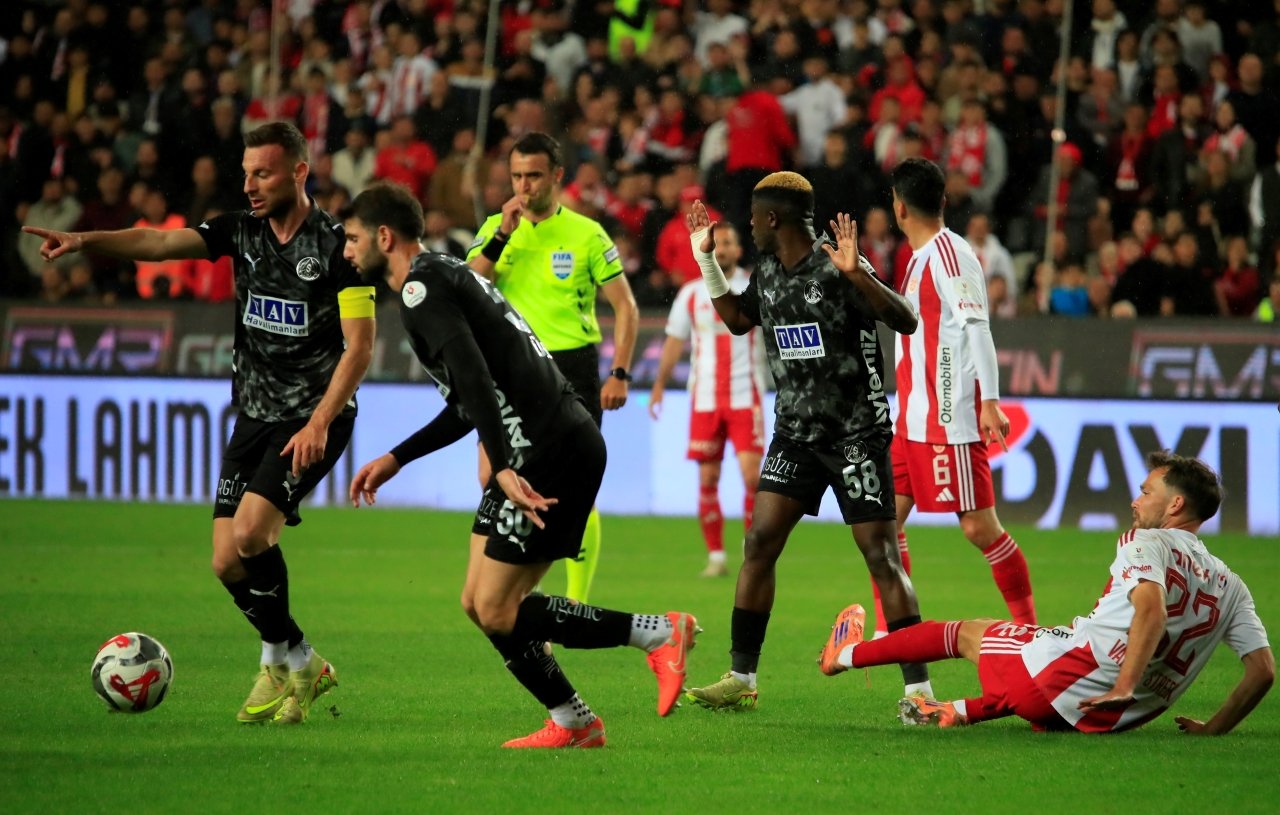 Antalyaspor Alanyaspor 80 (4)