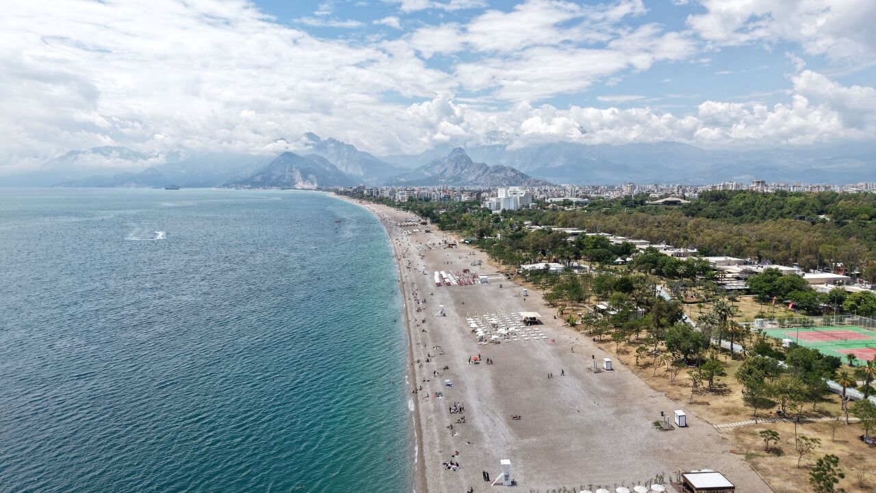 Konyaaltı Sahili Kurban Bayramı Yoğunluğu 2026 (2)