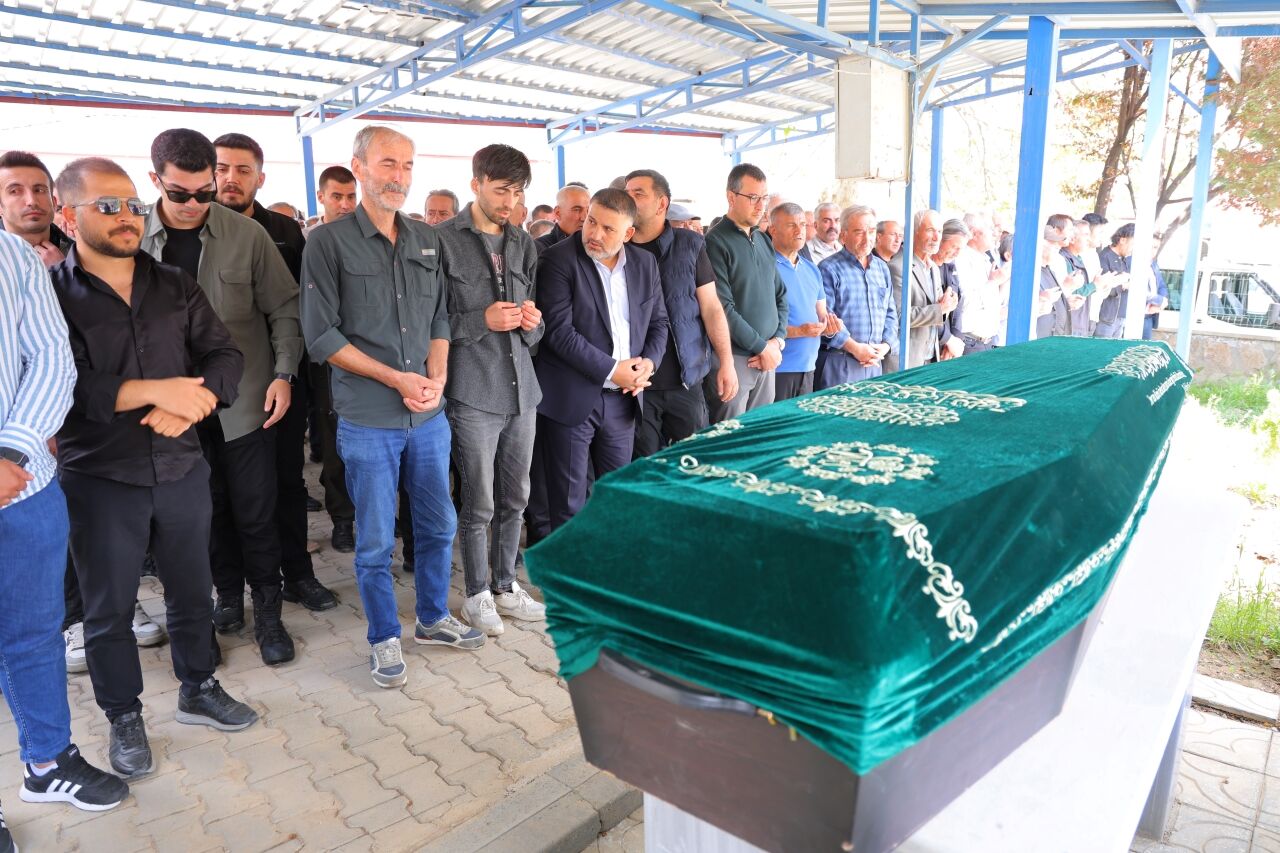 Kübra Yapıcı (2)