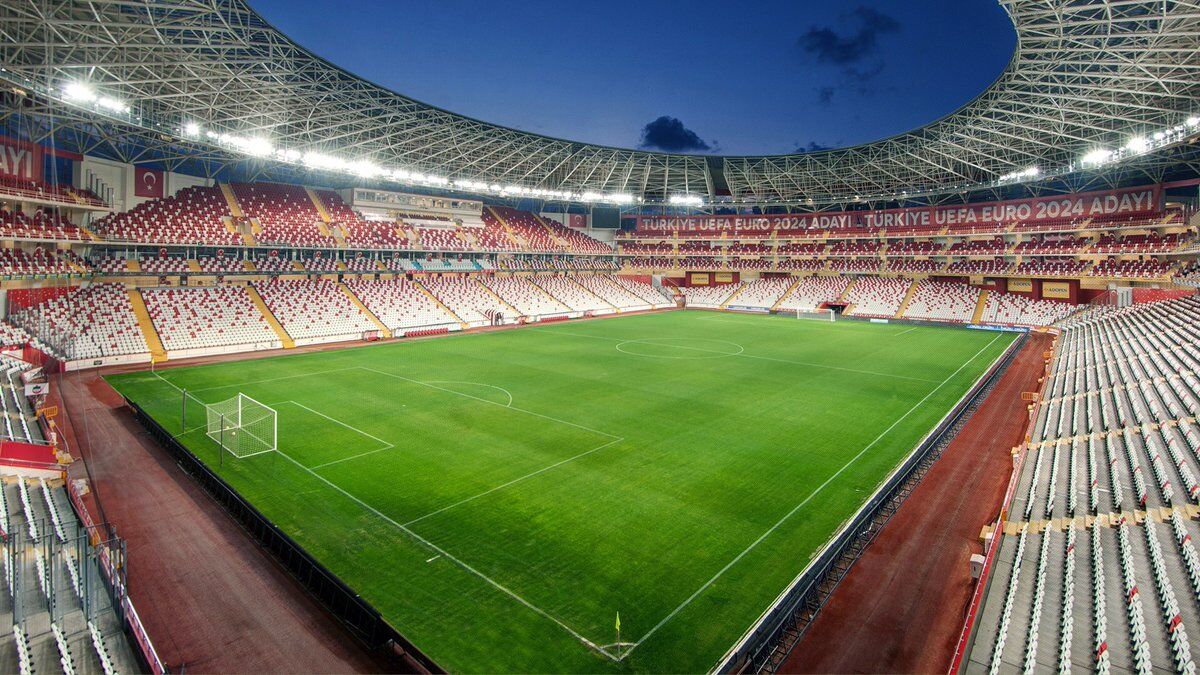 Antalyaspor Stadyumu (1)