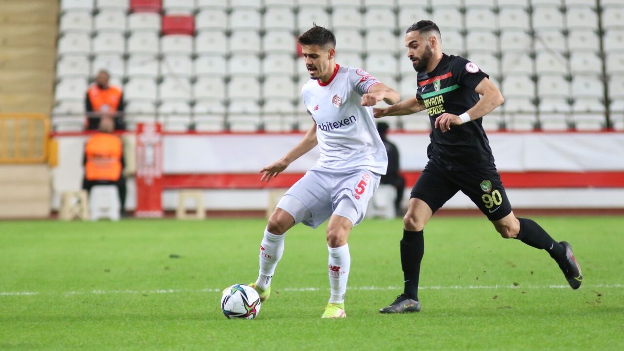 Bahadır Öztürk Futbolcu-1