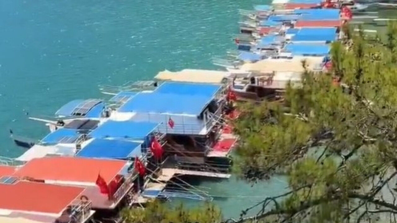 Balıkçı Koyu Tekneler