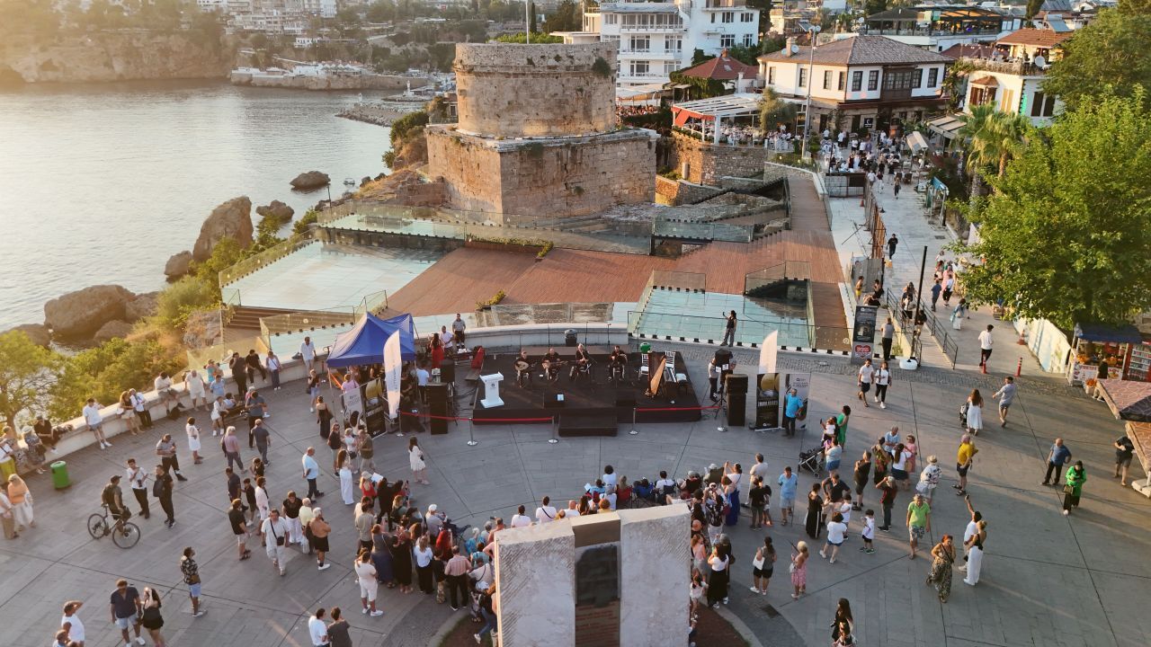 Hıdırlık Kulesi Konser Alanı