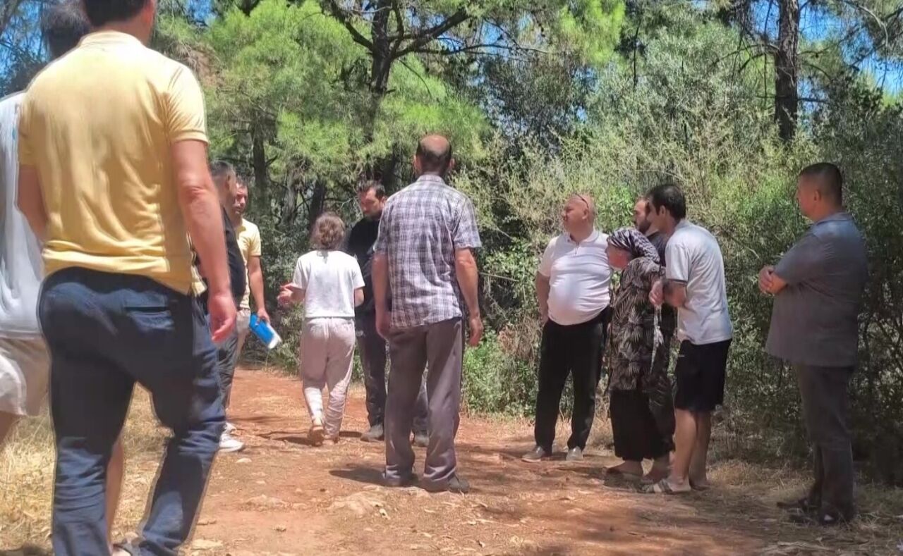 Konyaaltı'nda Ormanda Bulunan Ceset (2)