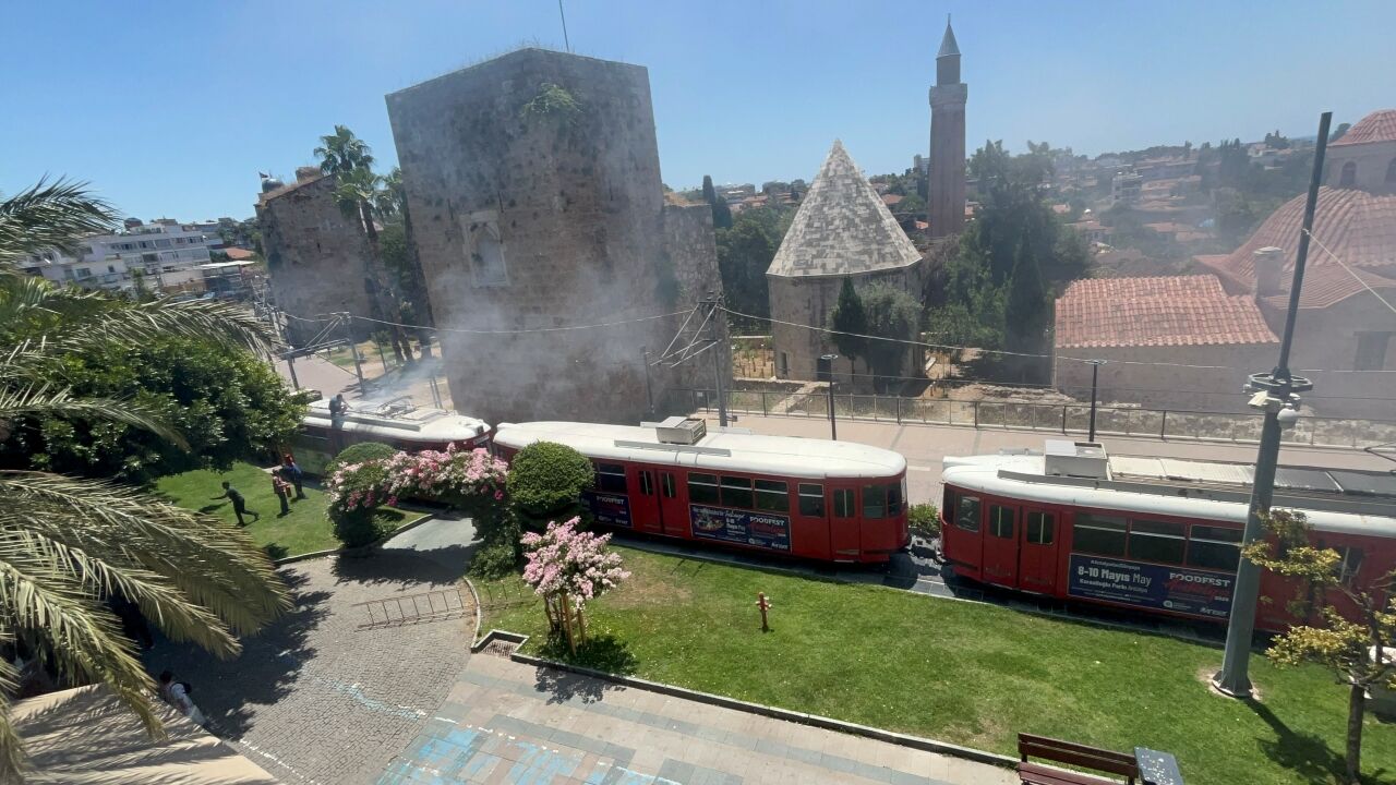 Nostalji Tramvayı Yangın Antalya