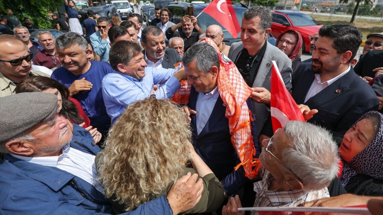 Özgür Özel Burdur'da