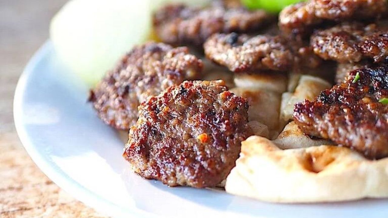 Aksu Köftesi