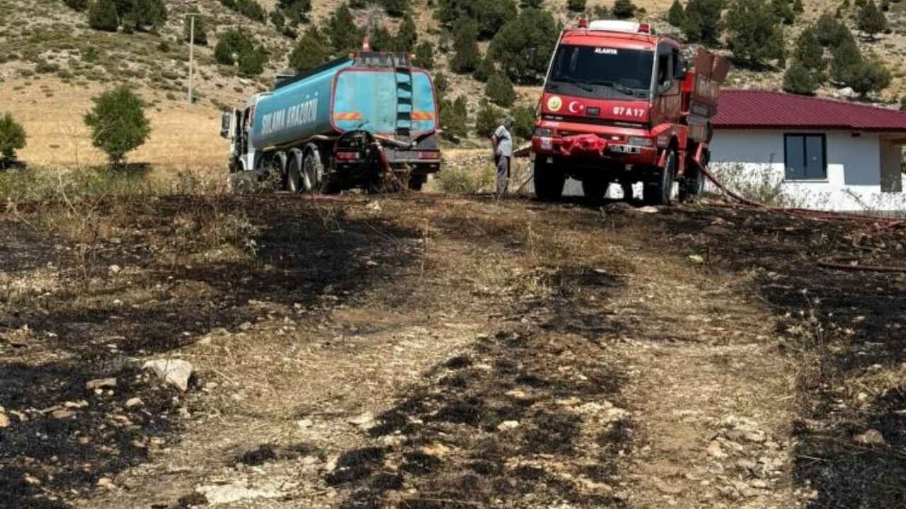 Alanya'da alev paniği! Yayladan dumanlar yükseldi