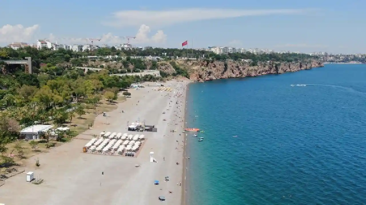 Antalya Plajlarında Sigara Dönemi Bitiyor Mu Valilik Genelde Yayınladıwertg (1)Körfezz
