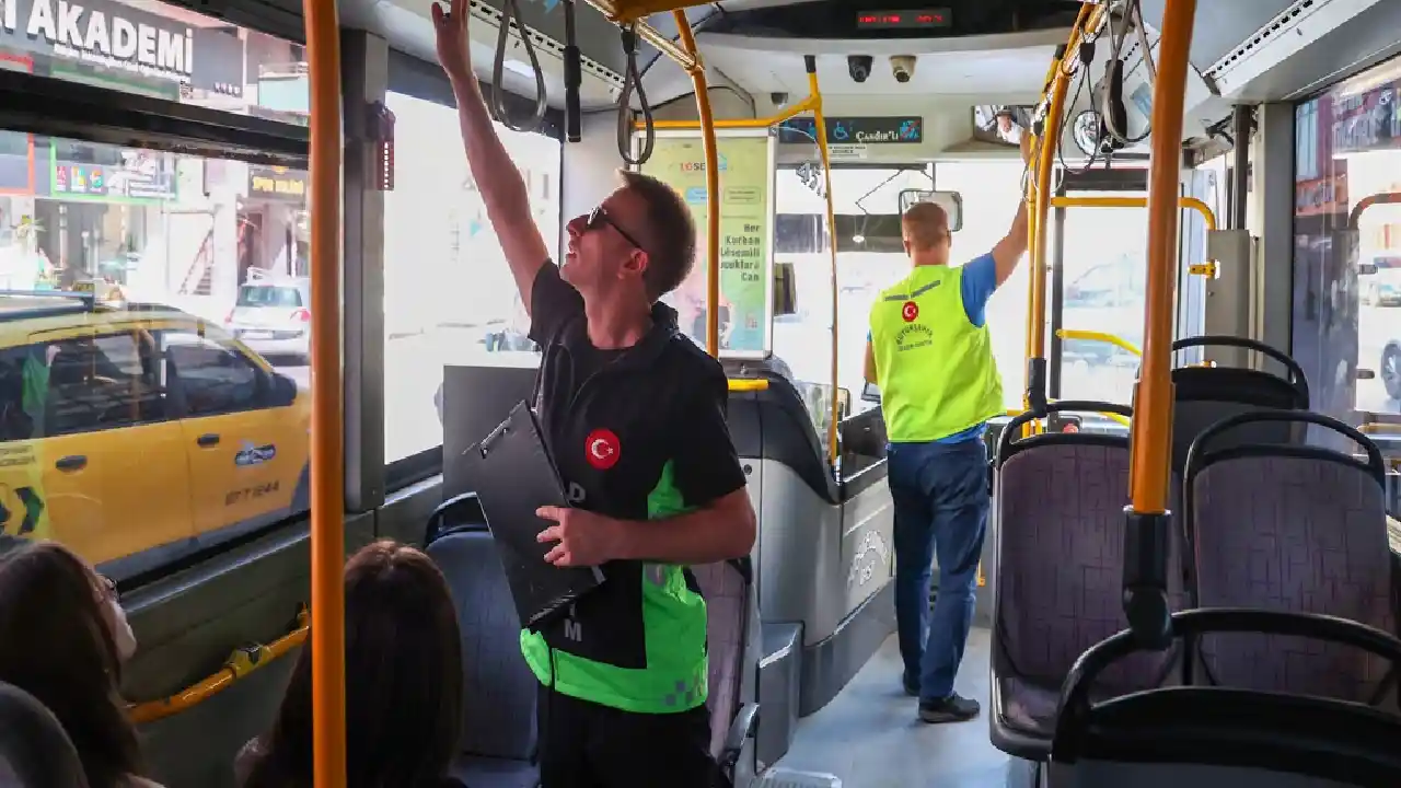 Antalya'da Kavurucu Sıcakta Klima Denetimi! Otobüsler Mercek Altında23 (1)Körfezz