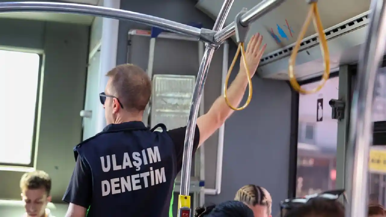 Antalya'da Kavurucu Sıcakta Klima Denetimi! Otobüsler Mercek Altında23 (2)Körfezz