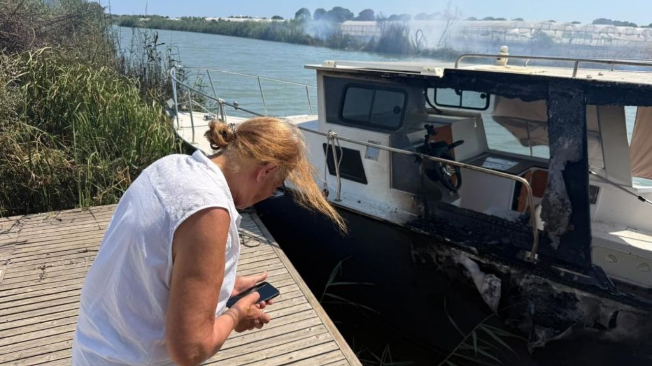 Antalya'da Korkutan Yangın! Alevler Villaya Sıçradı, Milyonluk Tekne Küle Döndü