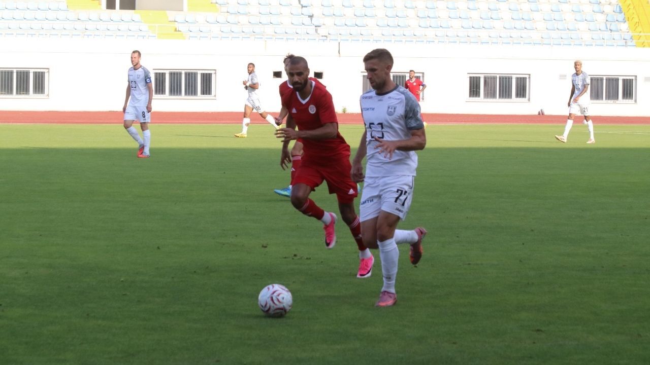 Antalyaspor İlk Hazırlık Maçında Sahadan Boynu Bükük Ayrıldı122