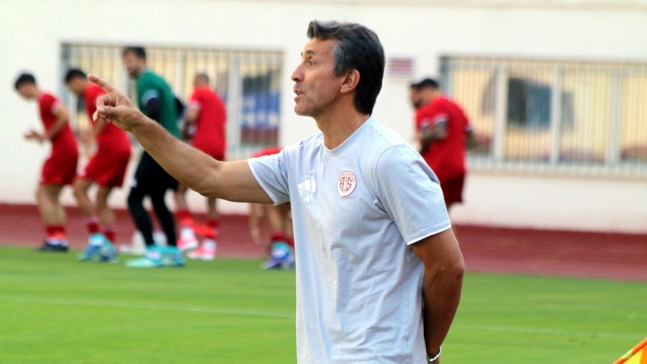 Antalyaspor İlk Hazırlık Maçında Sahadan Boynu Bükük Ayrıldı3333