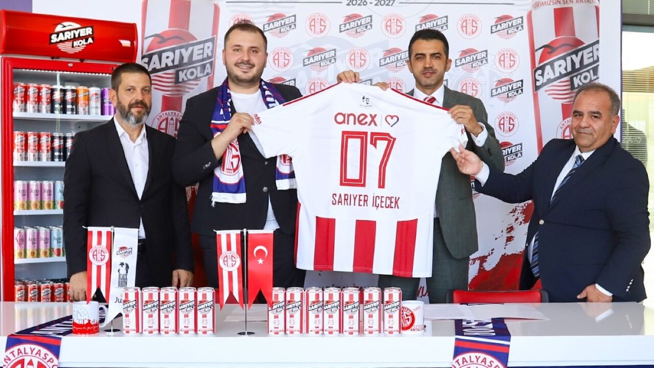 Antalyaspor Sarıyer Kola İmza (3)