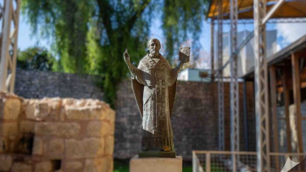 Aziz (St.) Nikolaos Anıt Müzesi