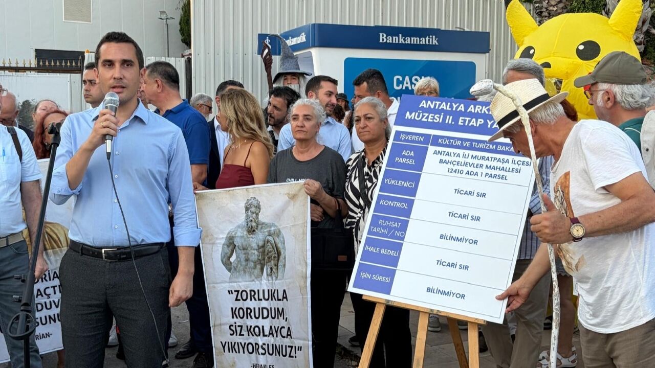Çağdaş Bozaner Antalya Müzesi A