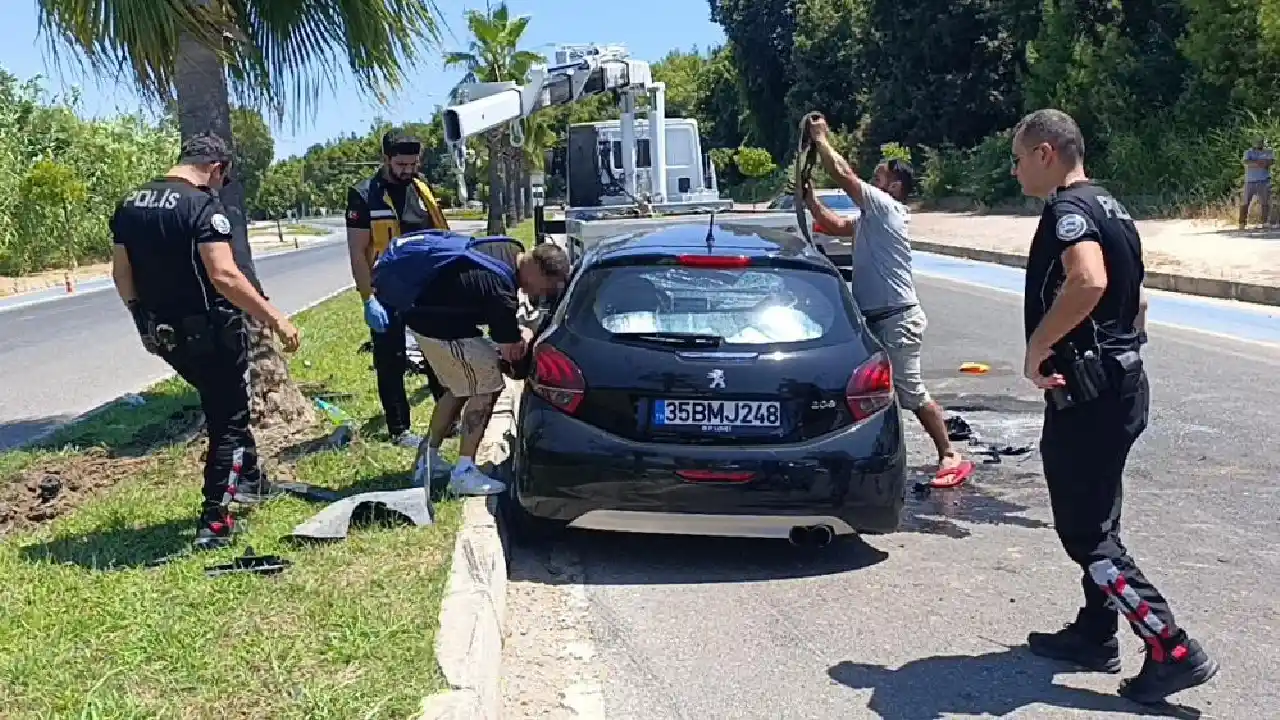 Manavgat'ta Aşk Yolunda Kaza Yaptı! Yüzüğü Bulmadan Ambulansa Binmedi1 (1)Körfezz