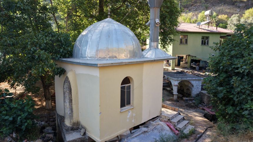 Mersin'de 9 Metrekarelik Cami (4)