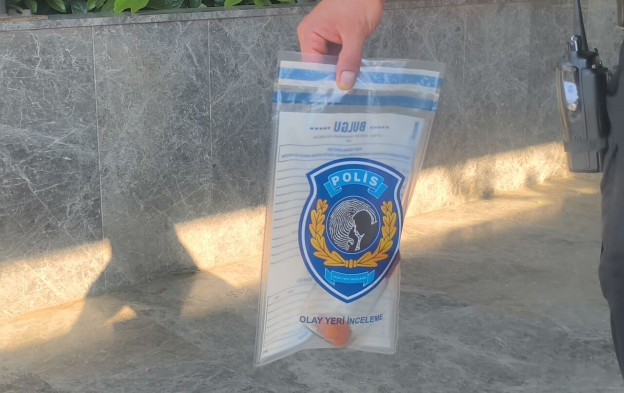 Otel Odasında Sitle Ölü Bulundu (2)
