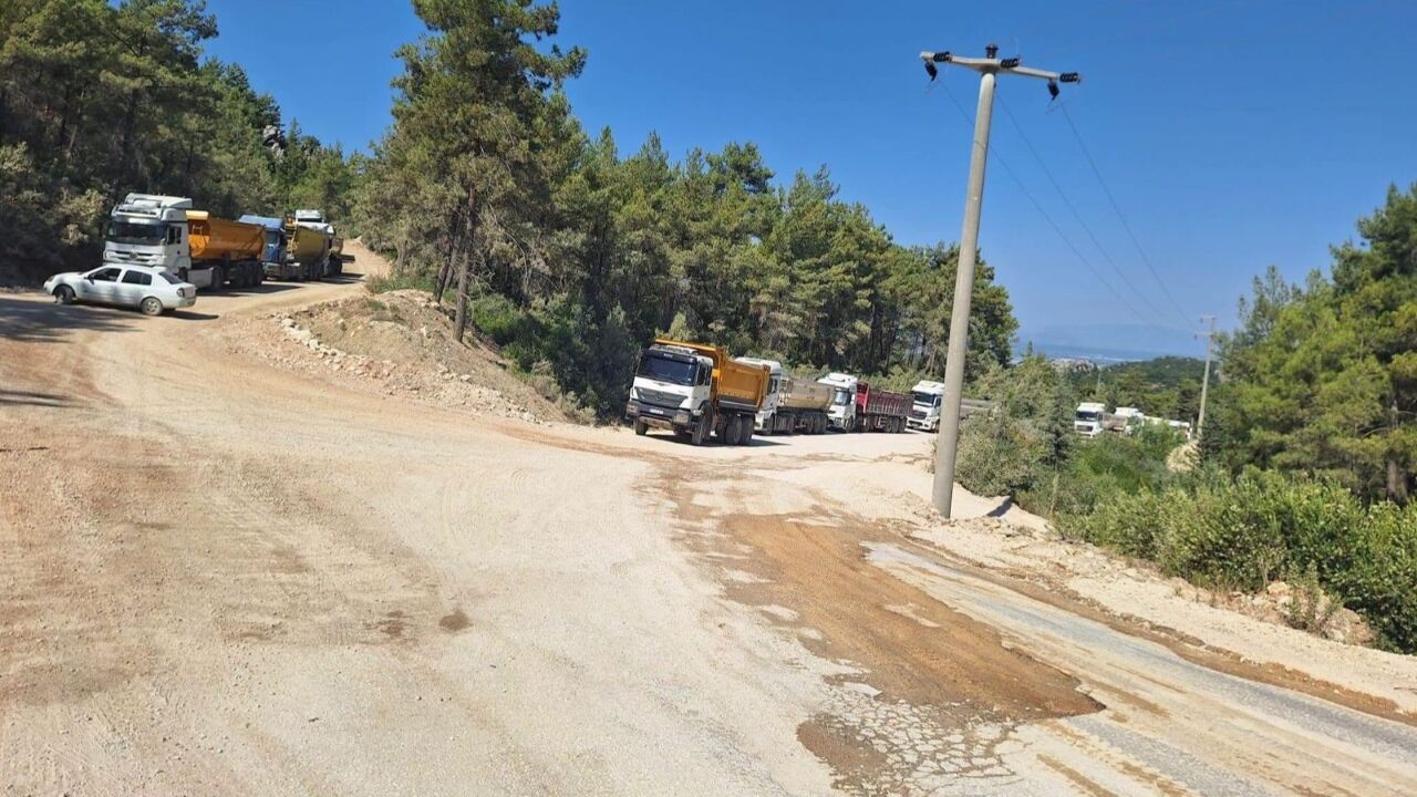 Serik'te Kmayonların Önünü Kesitler 3