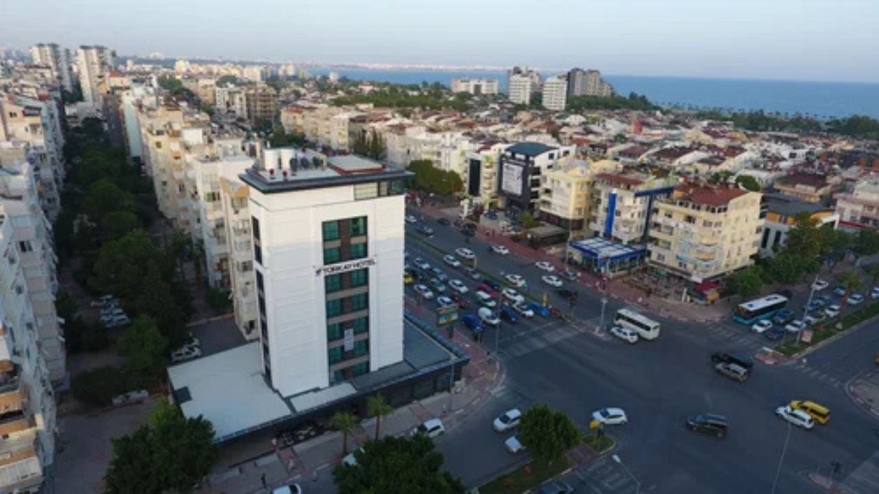 Türkay Otel'i̇n Resmi̇ Adi Ne