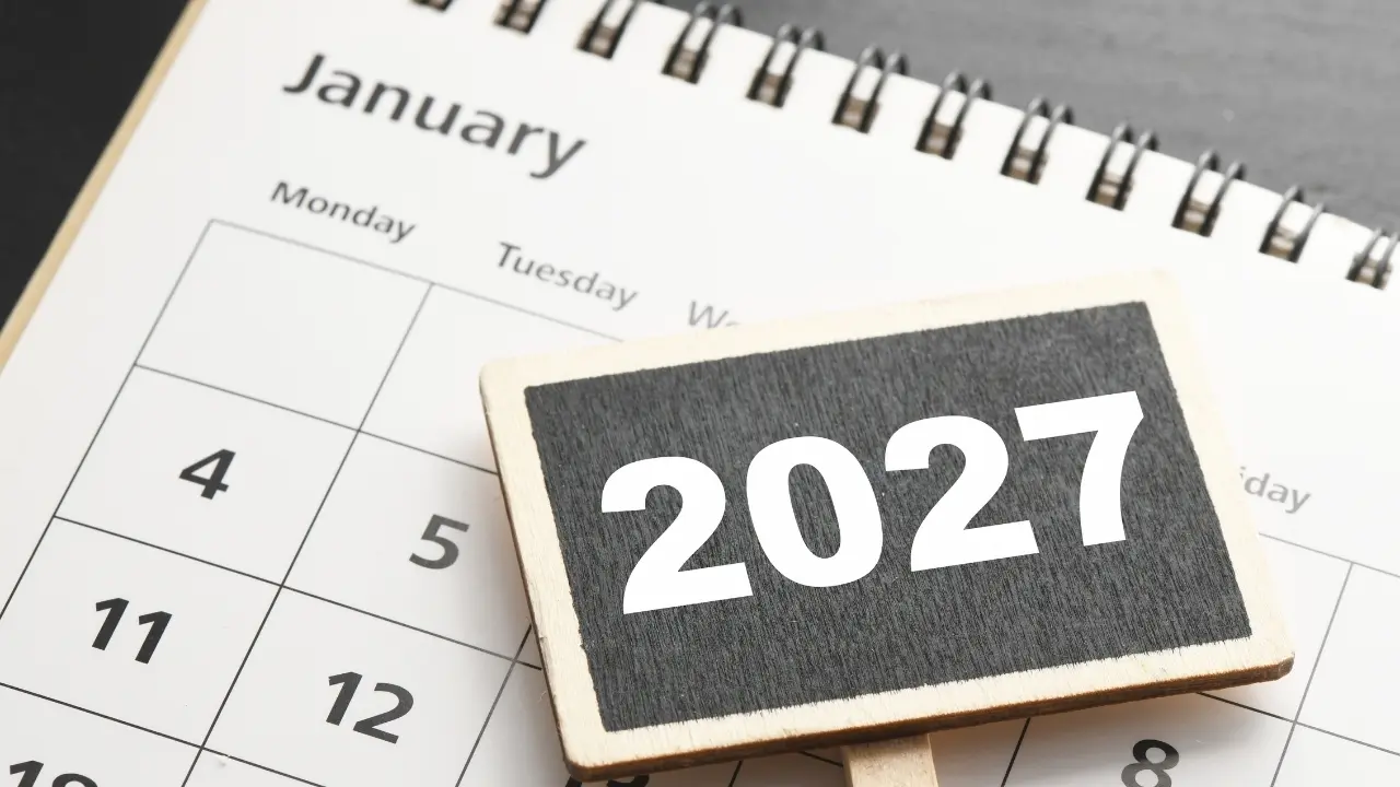 2027 Resmi Tatil Takvimi Hangi Günlerde Izin Alırsanız Tatil Uzuyor1223 (3)Körfezzxç