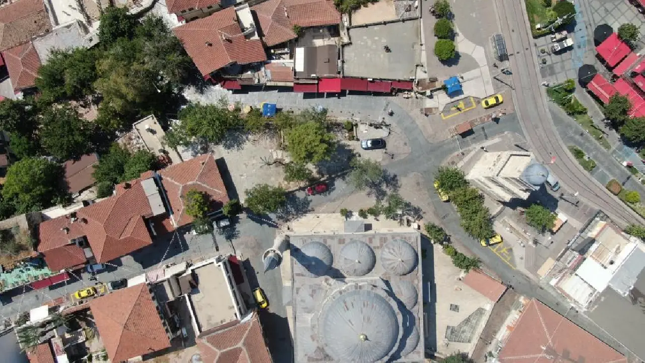 Antalya’da 500 kişilik mahalle gece 50 bine ulaşıyor! kaleiçi