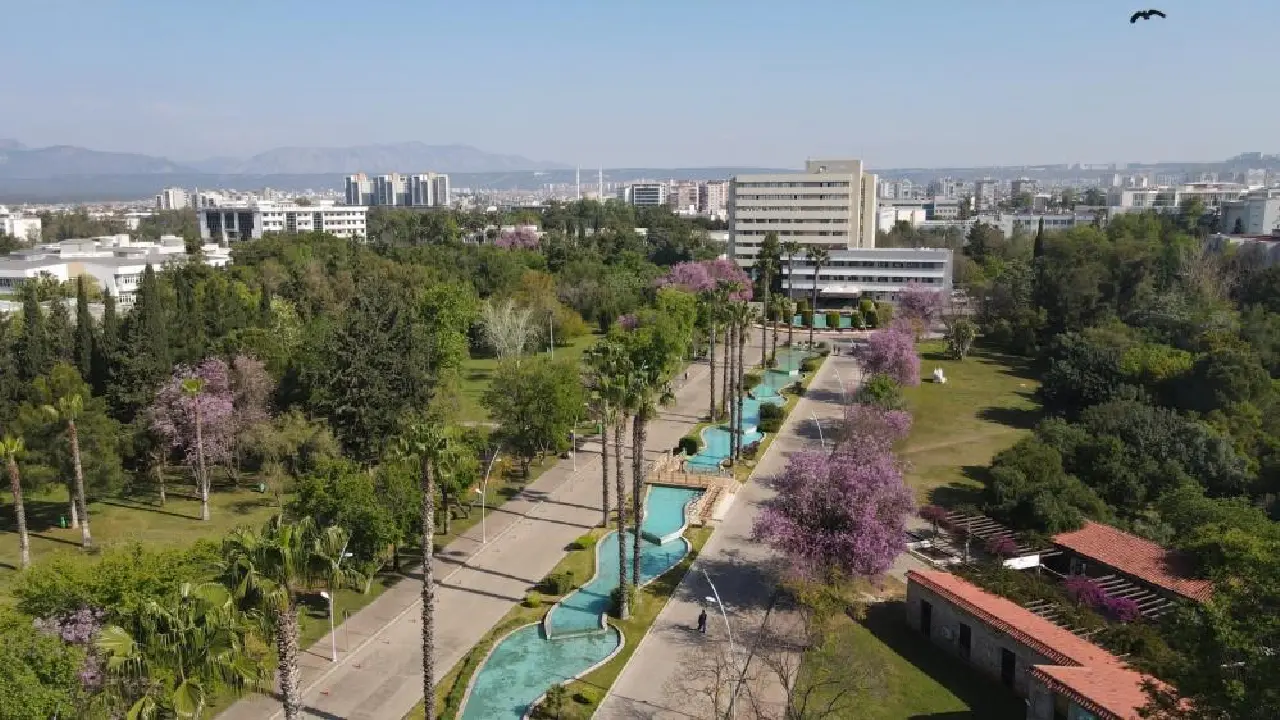 Akdeniz Üniversitesi Antalya'yı Gururlandırdı! Ödüller Sahiplerini Buldu!3 (2)