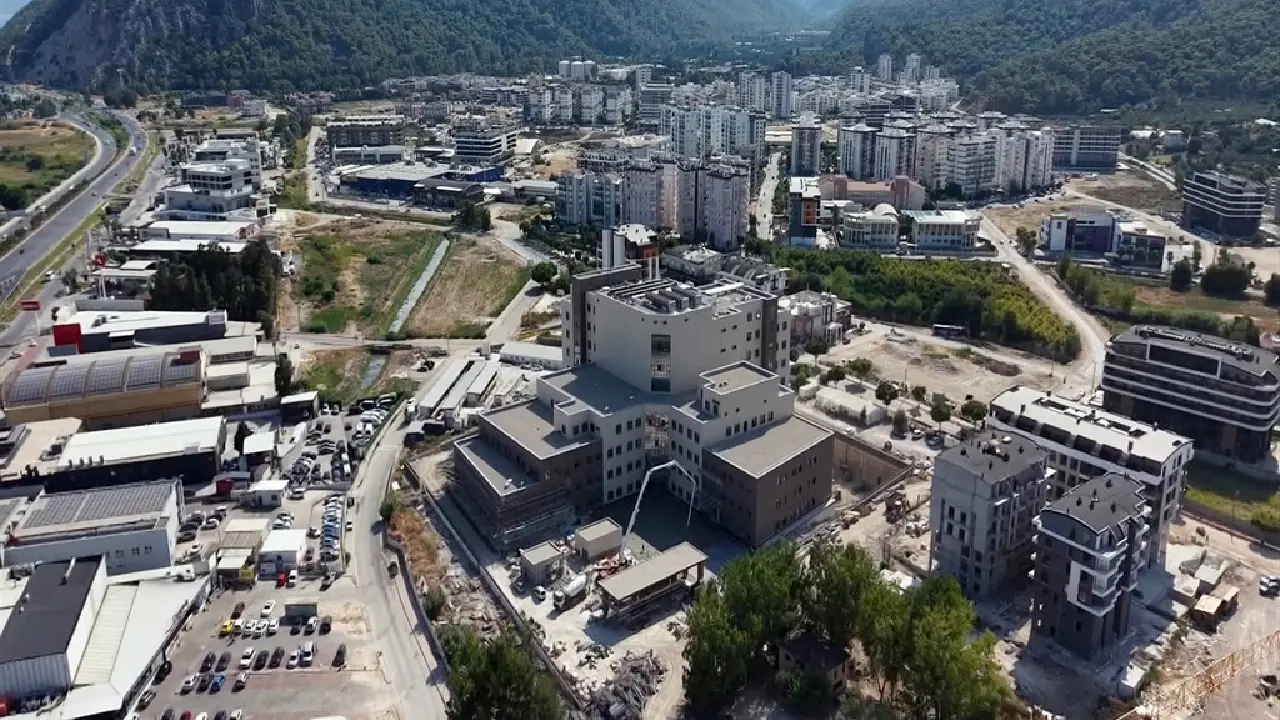 Aksu Ve Konyaaltı Hastanelerinin Açılış Tarihi Belli Oldu1 (3)
