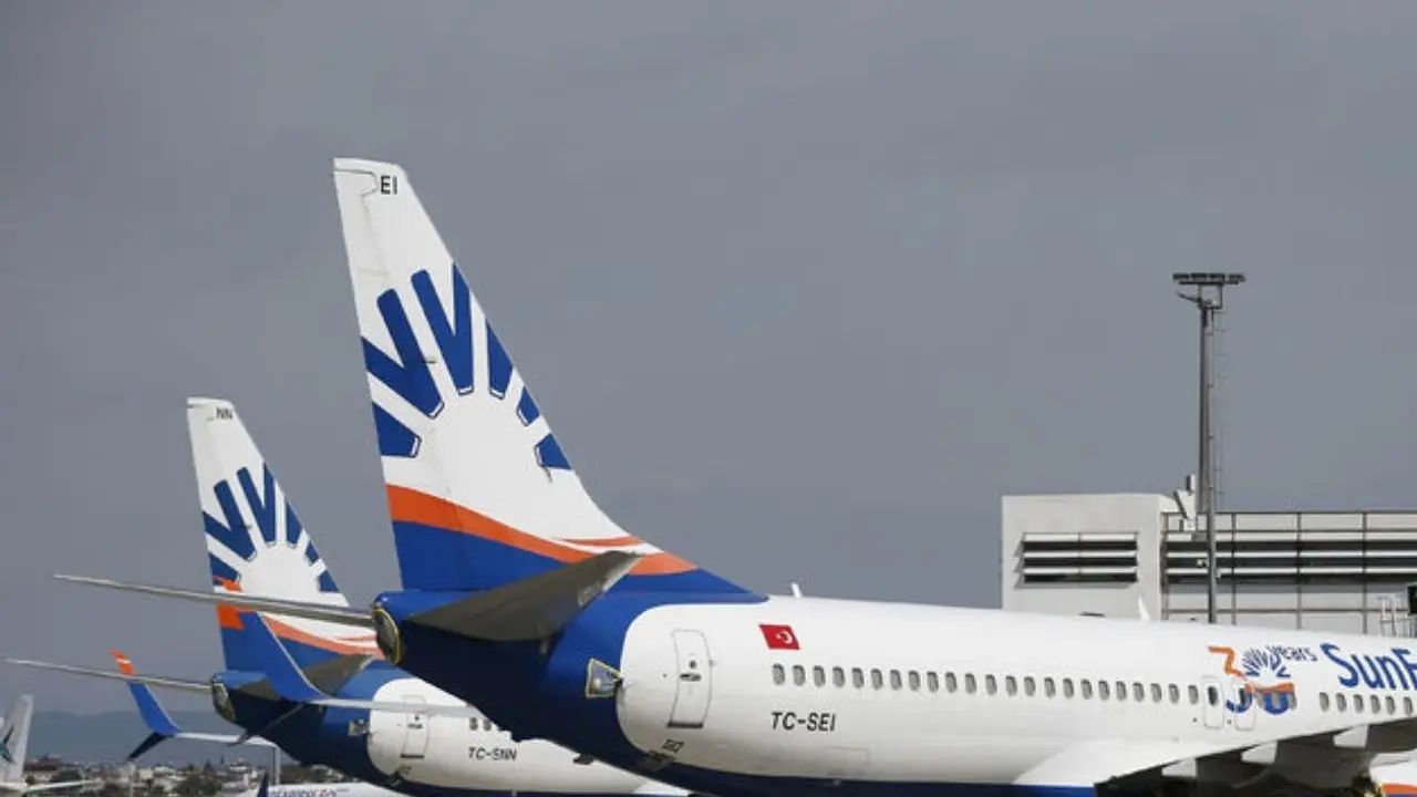 Antalya Havalimanı’nda Sunexpress Krizi! Açıklama Geldi (2)Körfezzxç