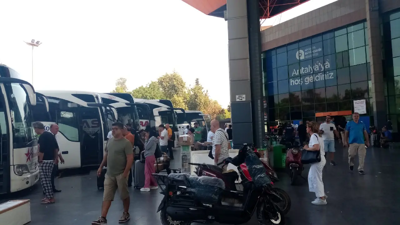Antalya'da Bilet Fiyatları Cep Yakıyor! İşte Yeni Fiyat12 (5)