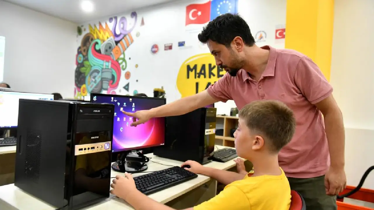 Antalya’da Çocuklar Için Robotik Kodlama Kursu! Başvurular Başladı1 (2)
