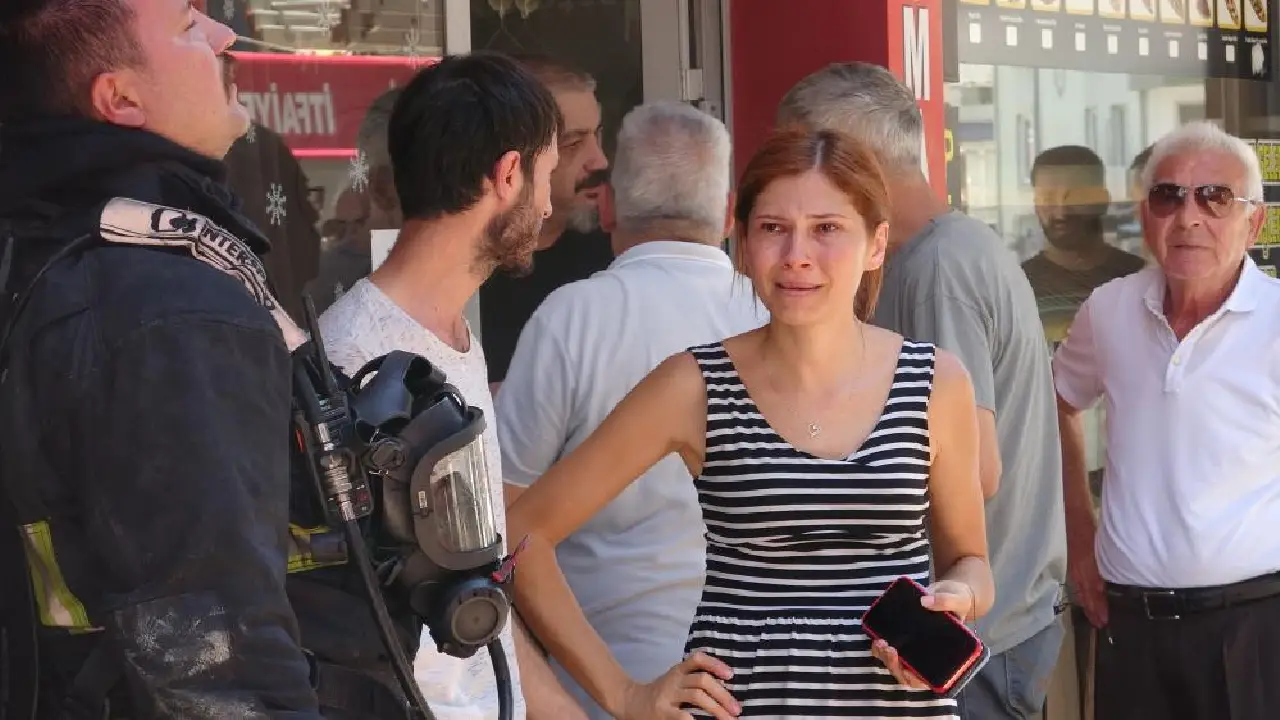 Antalya'da Kaynak Faciası! Baba, Oğlunun Iş Yerini Yaktı1 (4)
