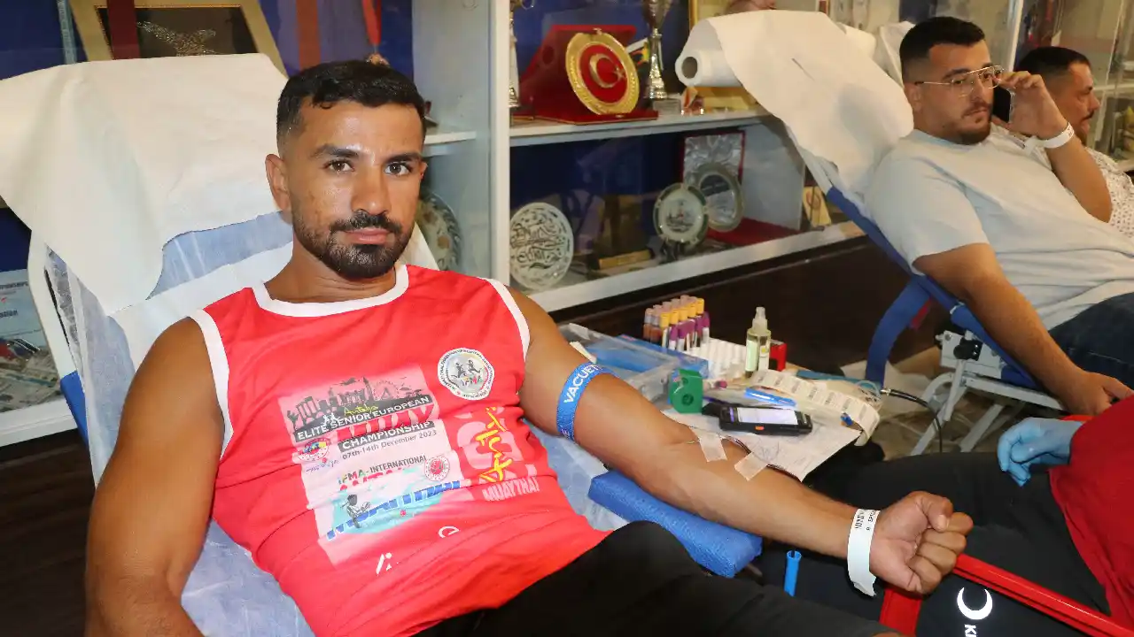 Antalya'da Milli Sporculardan Hayat Kurtaran Buluşmai (3)Körfezzxç