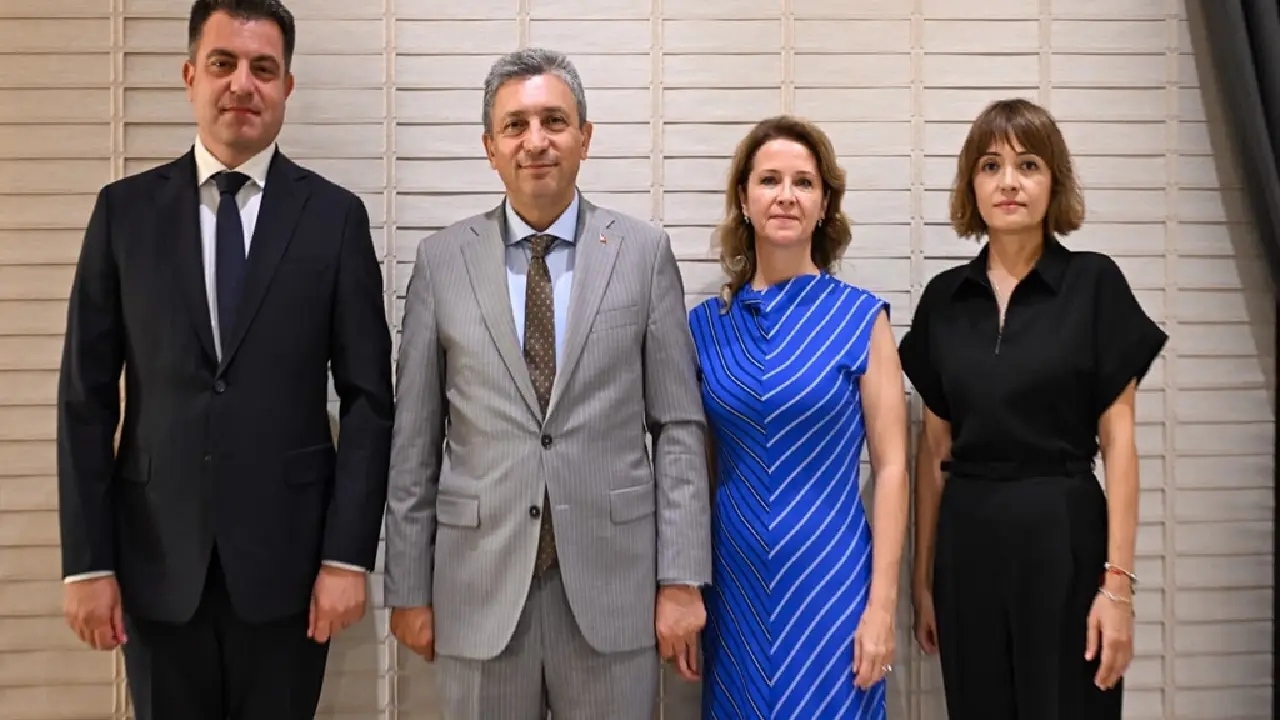 Antalya’da Unutulmaz Veda Töreni! Protokol Buluştu1 (2)