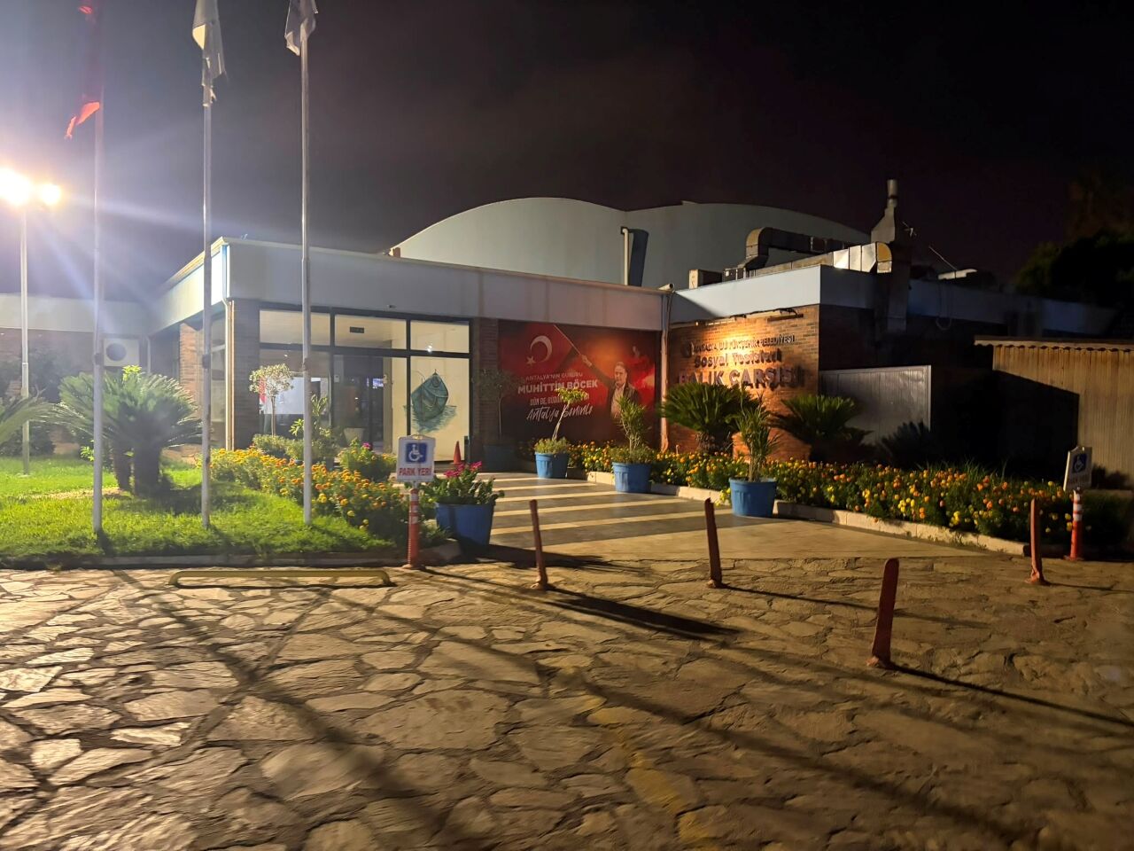 Düden Park Muhititn Böcek Afişi 2