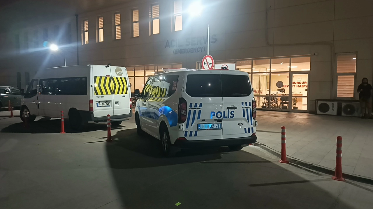 Burdur’da iş kazası: Elini yükleme bandına kaptırdı