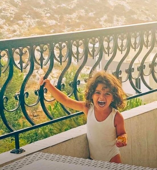 Elıya Shenın