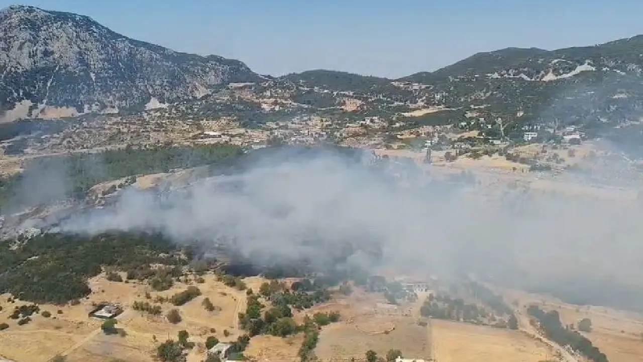 Kaş'ta Alevler Yükseldi! Havadan Müdahale Başladı122 (2)