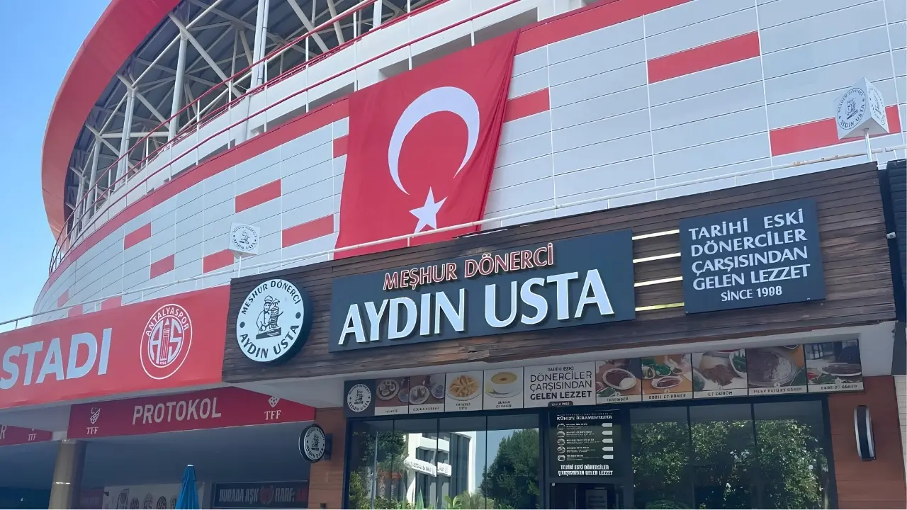 Meşhur Dönerci̇ Aydin Usta Antalyaspor Stadyum Şubesi̇körfezzxç