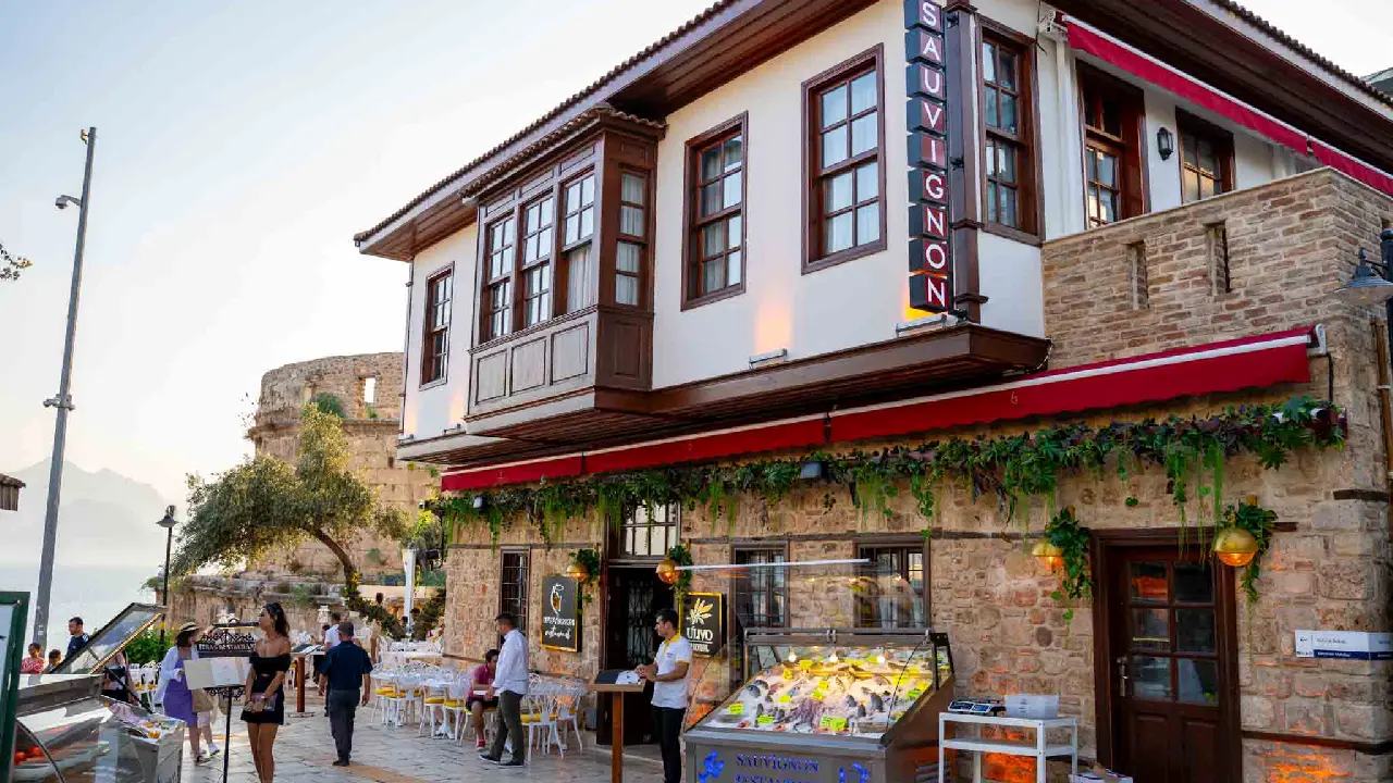 Sauvi̇gnon Restaurantkörfezzxç