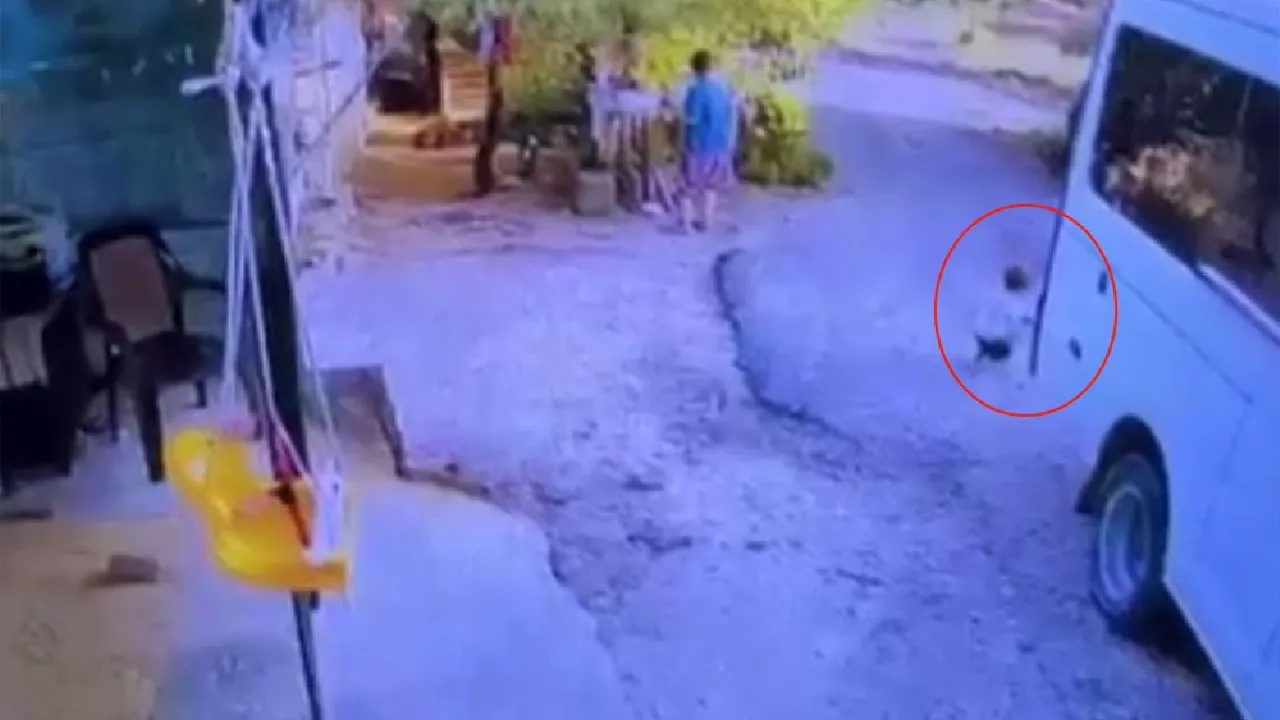 Serik’te Babasının Geri Manevrası Oğlunu Hayattan Kopardı! Körfezzxç1 (5)-1