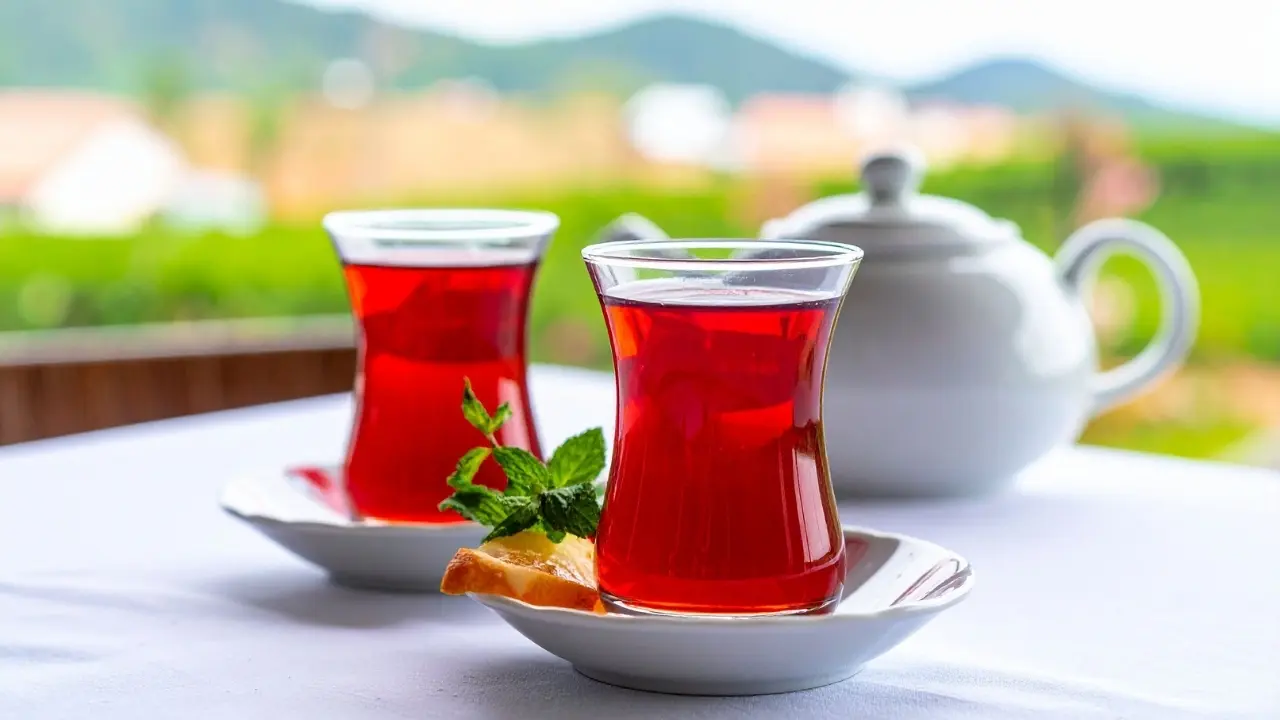 Sıcakta Sıcak Çay Içenler Dikkat! Vücutta Bakın Ne Oluyor (4)Körfezzxç