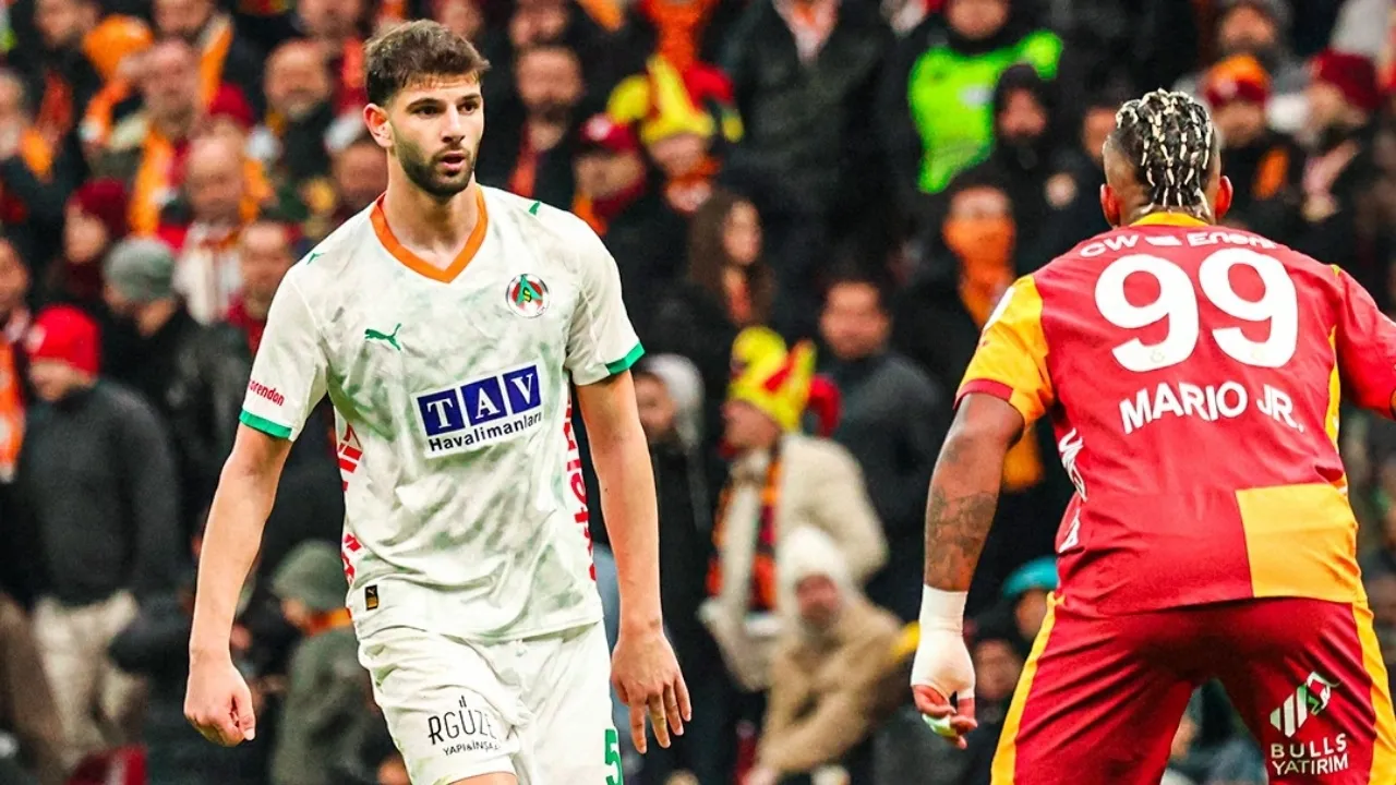 Ümit Akdağ Kimdir, Kaç Gol Attı, Hangi Mevkide Oynuyor, Piyasa Değeri Ne Kadar6Körfezzxç