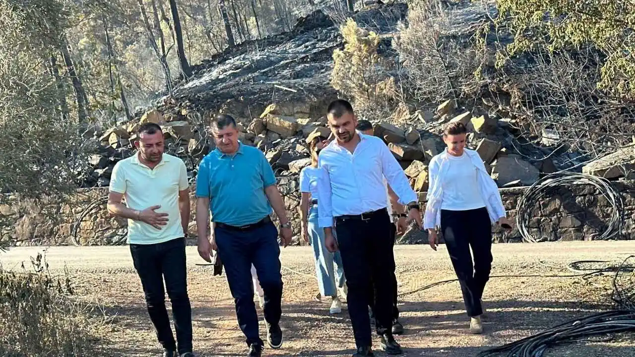 Yeni Parti Heyeti Kumluca'da Yaraları Sarmak Için Sahaya Indi (4)Körfezzxç