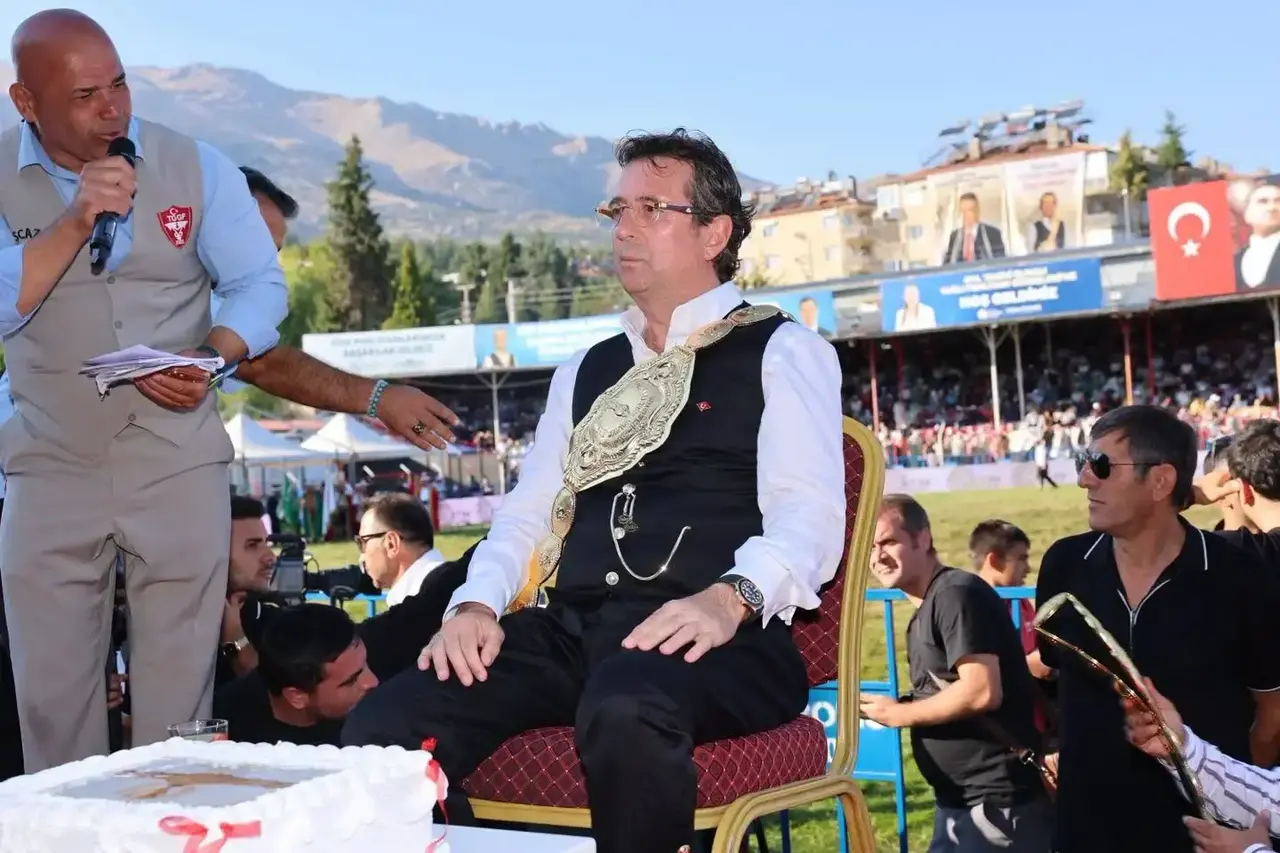 674.Elmalı Yağlı Güreşleri Hakan Çetin Güreş Ağası